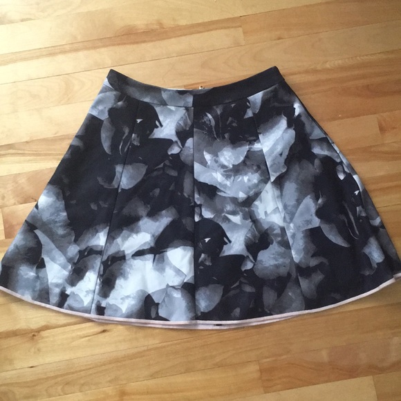 Black and Grey Floral Skirt - Picture 1 of 5